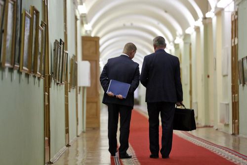 В Туве одобрили федеральный проект о новых основаниях увольнения госслужащих