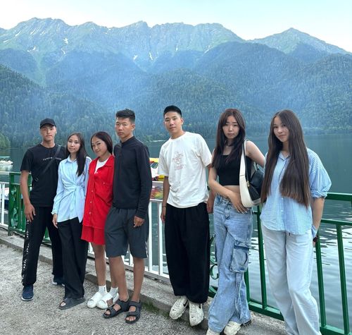 Тувинский коллектив «Менги-Чечээ» завоевал первое место на Международном фестивале в Абхазии