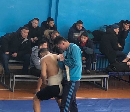 В Туве проходит Чемпионат по Сумо