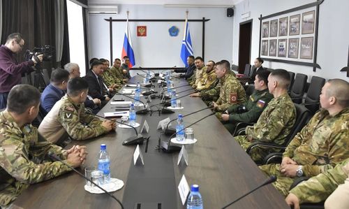 Тывада тускай шериг операциязының айтырыгларының талазы-биле чөвүлел тургустунуп турар