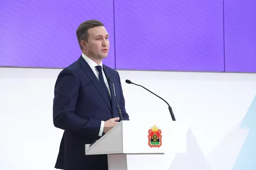 Александр Орехов принял участие в окружном форуме «Семья на первом месте: эффективная система профилактики социального сиротства»