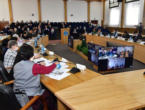 ЧИДИГ АЙТЫРЫГ: ӨГ-БҮЛЕ, ИЕ-ЧАШ КАМГАЛАЛЫ