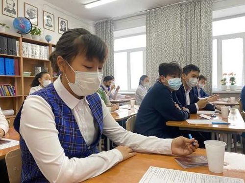 Более 8000 выпускников Тувы сдадут государственную итоговую аттестацию