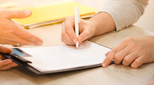 В Кызыле благодаря Прокуратуре жительница смогла заключить соцконтракт