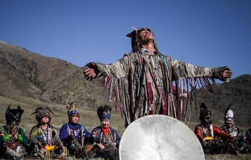 В Туве сегодня откроется третий международный этнический фестиваль «Зов 13 шаманов» 