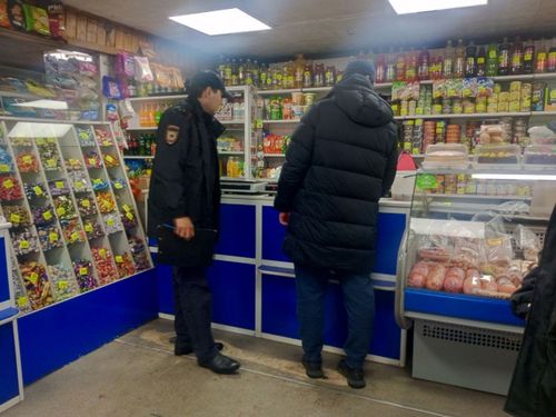 В Пий-Хемском районе пресекли деятельность продавца, торгующего суррогатом