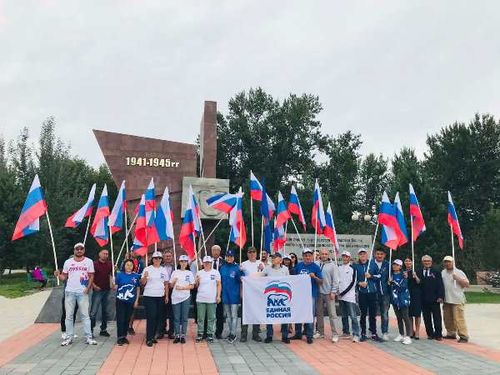 РЕГИОНАЛЬНОЕ ОТДЕЛЕНИЕ "ЕДИНОЙ РОССИИ" КО ДНЮ ГОСУДАРСТВЕННОГО ФЛАГА ТУВЫ ОРГАНИЗОВАЛО АВТОПРОБЕГ