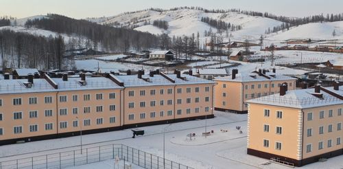 Правительство поможет регионам сохранить темпы переселения людей из аварийного жилья