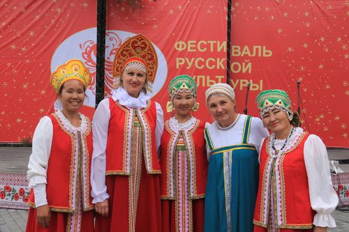 Орус культура фестивалы эгелээн.