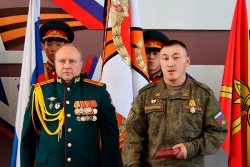 В Туве прошло торжественное мероприятие в честь девятой годовщины 55-й отдельной гвардейской мотострелковой бригады