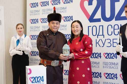 Хөй ажы-төлдүг өг-бүлелерге улуг деткимче