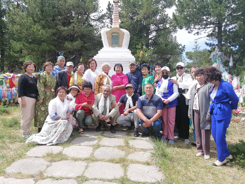 Чогаалчылар өргээзинге чечен чогаал хүнү.