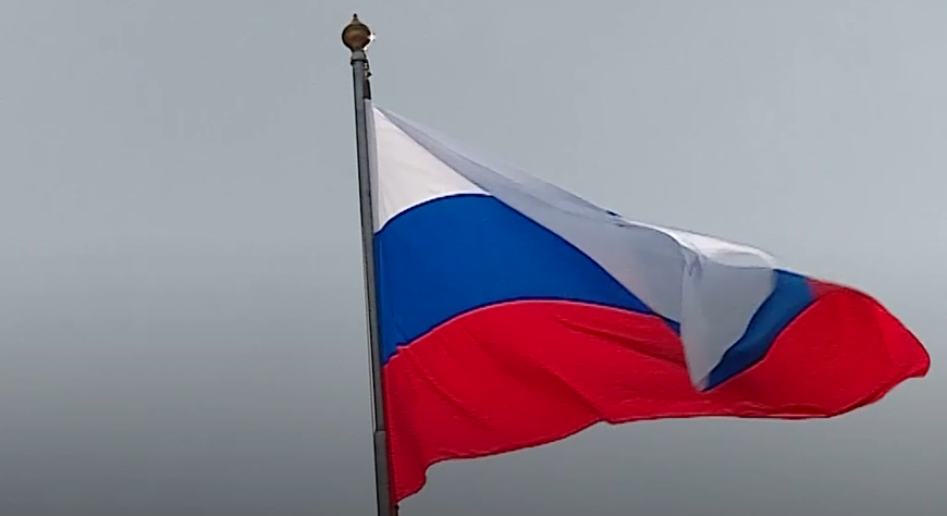 Глава Тувы поздравил жителей республики с Днем Государственного флага Российской Федерации