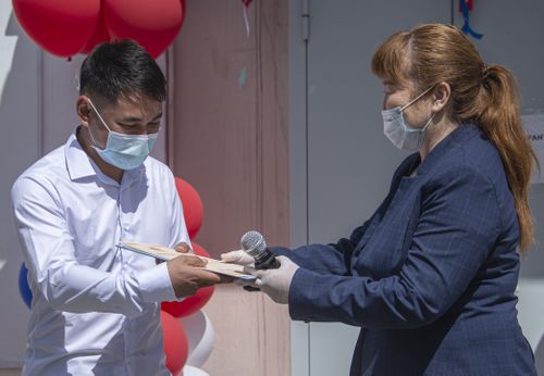 В Кызылском колледже искусств вручили дипломы