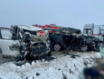 В Туве устанавливают обстоятельства автоаварии, в которой погибли пять человек