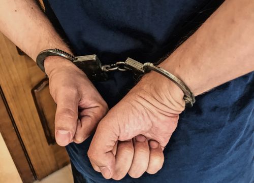 В Туве задержали подозреваемого в изнасиловании малолетней дочери