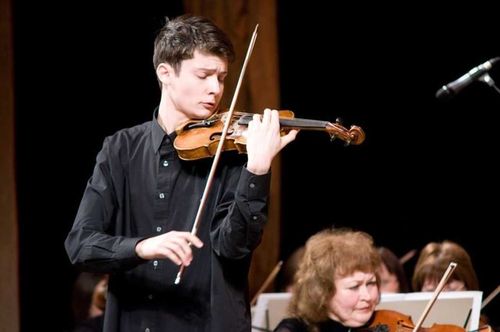 Скрипач мирового класса Пётр Лундстрем даст мастер-класс в Кызыле