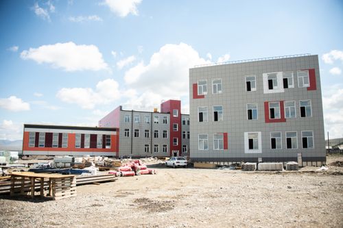 825 олуттуг школа удавас ажыттынар