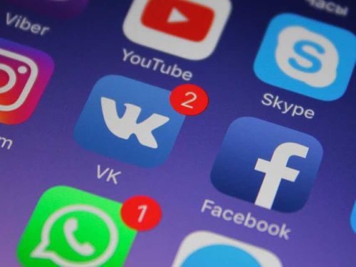 В интернете запустили хештег #ДетиВнеПолитики