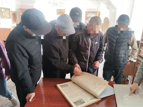 Осужденным Тувы рассказали об истории Национальной библиотеке Тувы