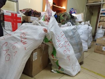 Жители Бай-Тайги передали две тонны груза для бойцов СВО