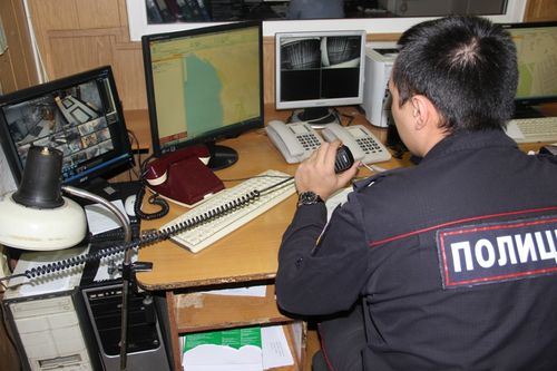 Жители Тувы ежегодно передают в руки мошенников миллионы рублей