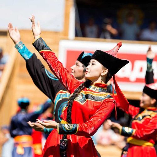 В. Ховалыг: «Мы чествуем победителей, показавших лучшие результаты своего нелегкого труда»