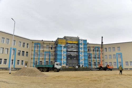 Глава Тувы, секретарь РО Партии Владислав Ховалыг проинспектировал ход строительства объектов, включенных в народную программу «Единой России»