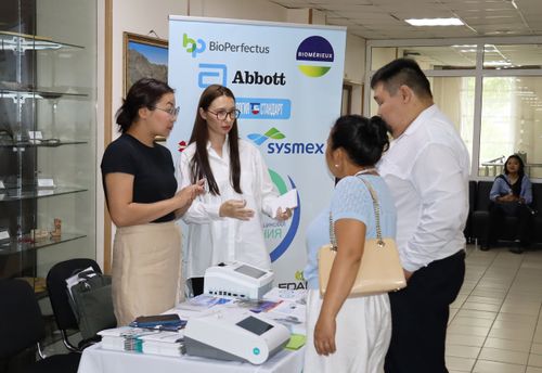 В Кызыле состоялась Межрегиональная научно-практическая конференция лабораторных работников