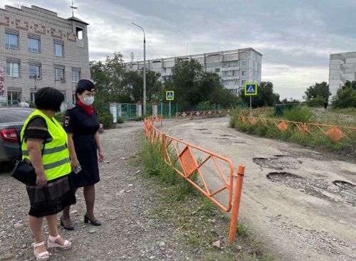 ГИБДД выяснила, что дороги к некоторым школам Кызыла небезопасны для детей