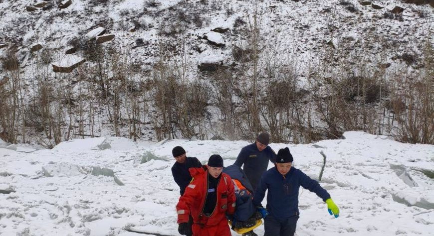 Благодаря бдительности 47-летнего гражданина была предотвращена трагедия на склоне горы