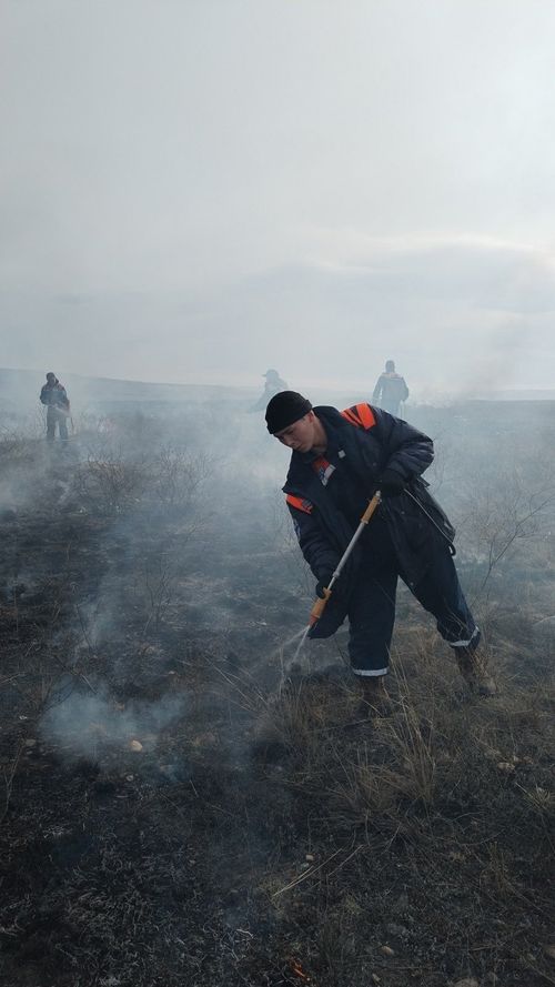 Служба ГО и ЧС напоминает о важности соблюдения мер безопасности при разводке огня на природе или во дворе