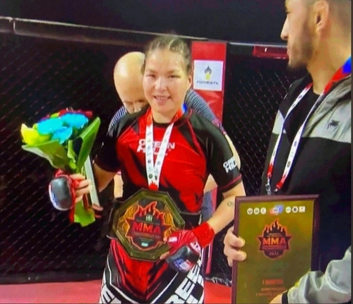Олча Монгуш – ММА делегей чемпиону