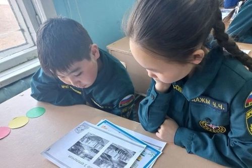 Школьников Тувы познакомили с основами налоговой грамотности