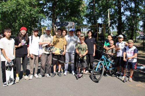 В День молодежи единороссы Тувы поддержали юных спортсменов