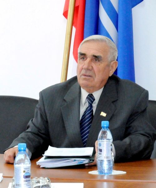 ЛЮБИЛ РЕСПУБЛИКУ, ЕЕ ЖИТЕЛЕЙ