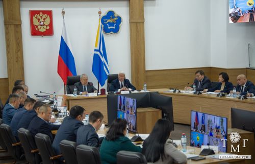 В Туве состоялись публичные слушания по бюджету республики