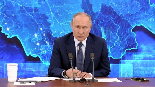 Владимир Путин «Работа Правительства и Центрального банка заслуживает удовлетворительной оценки».