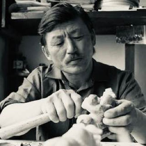 Глава Тувы Владислав Ховалыг выразил соболезнования родным и близким Народного художника России Дондука Хертековича Дойбухаа