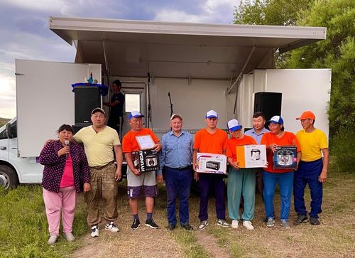 В селе Хайыракан Дзун-Хемчикского района прошел республиканский конкурс «Лучший косарь»