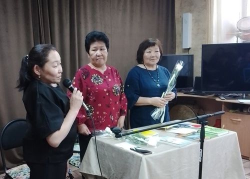 Чогаалчы башкылар-биле ужуражылга