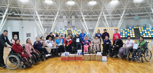 Кадык улустан дээре