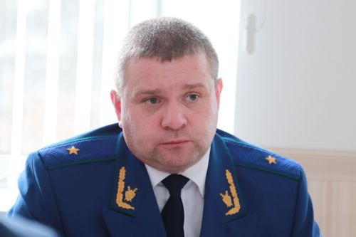 Во Всероссийский день приема прокурор Тувы провел прием предпринимателей