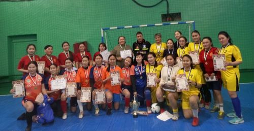 В Кызыле прошел турнир по мини-футболу среди женщин