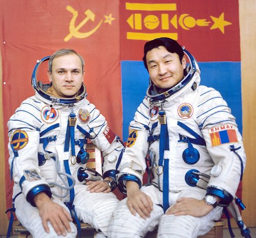 22 марта исполняется 40 лет со дня отправки человека в космос Монголией