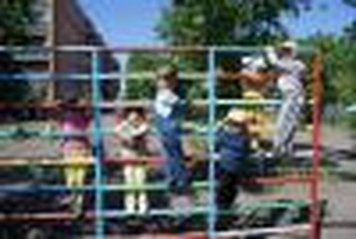 Детские сады — детям