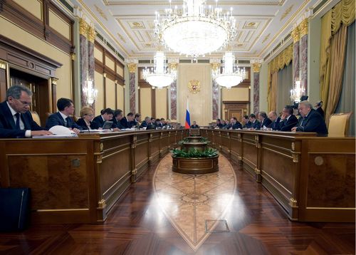 Выплаты медработникам продлены до конца 2021 года