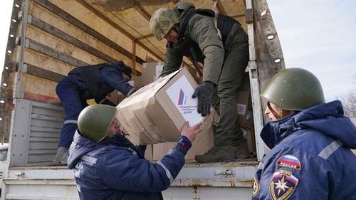 Россия доставила на Украину, в ДНР и ЛНР более 9,5 тысячи тонн гумпомощи