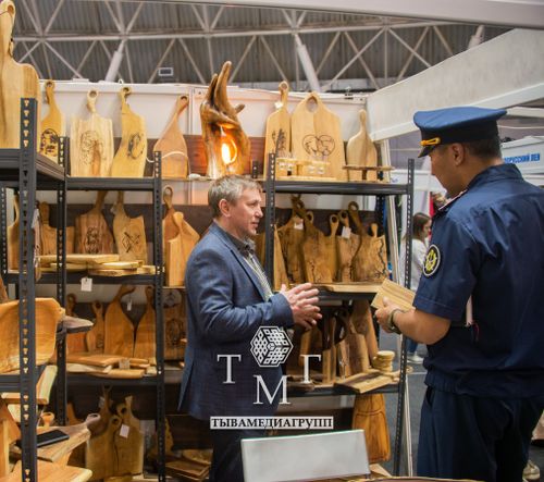 В Кызыле открылась выставка-ярмарка «Енисей Экспо», собравшая более 80 компаний из разных регионов