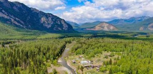 Правительство Тувы и Ростуризм будут развивать новый туристический маршрут под брендом «Сибирских каникул» президента